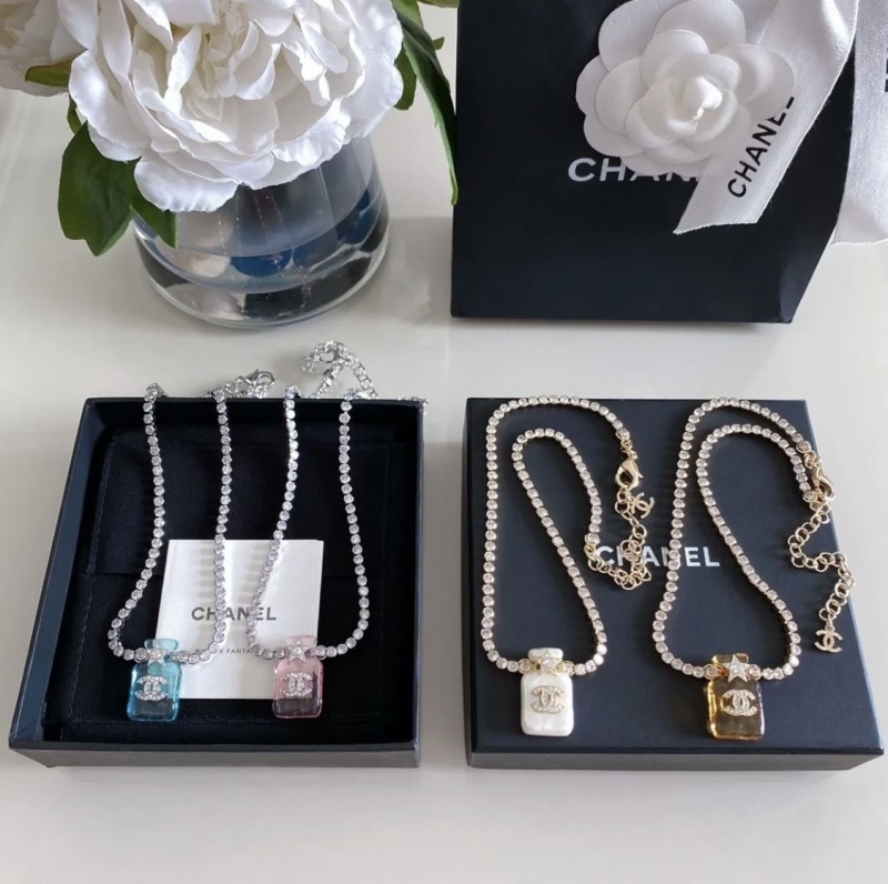 Ch**el necklaces